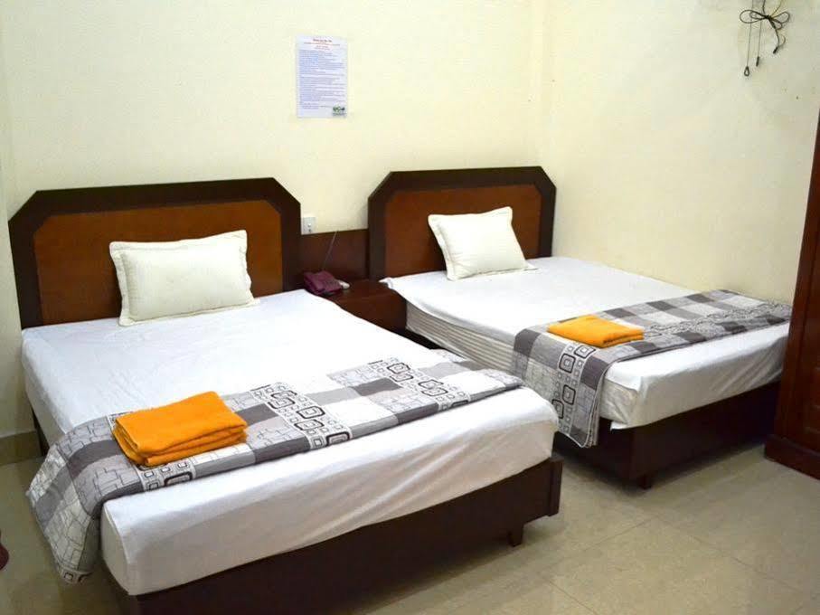 Thu Ha Hotel Dong Khe Sau エクステリア 写真