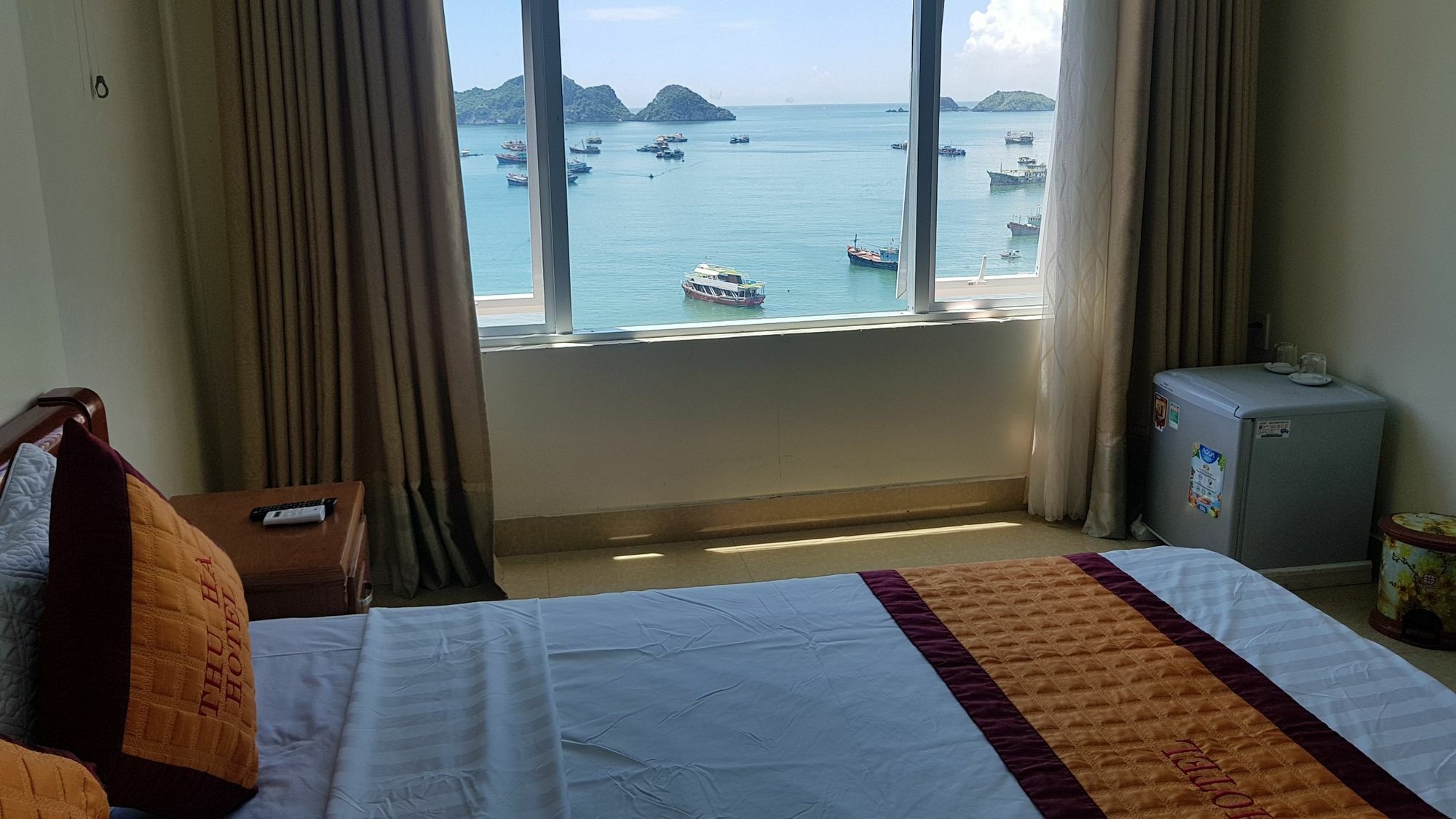 Thu Ha Hotel Dong Khe Sau エクステリア 写真